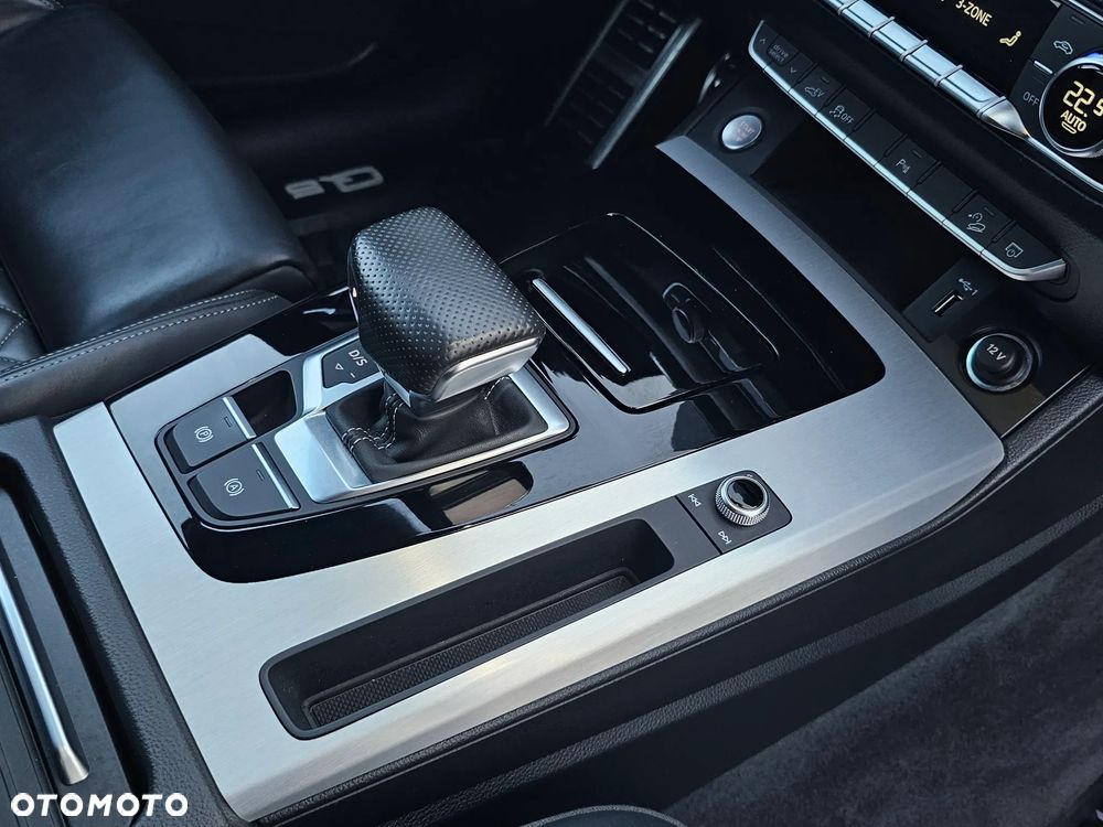 Audi Q5 55 TFSI e Quattro S Line S tronic - 30