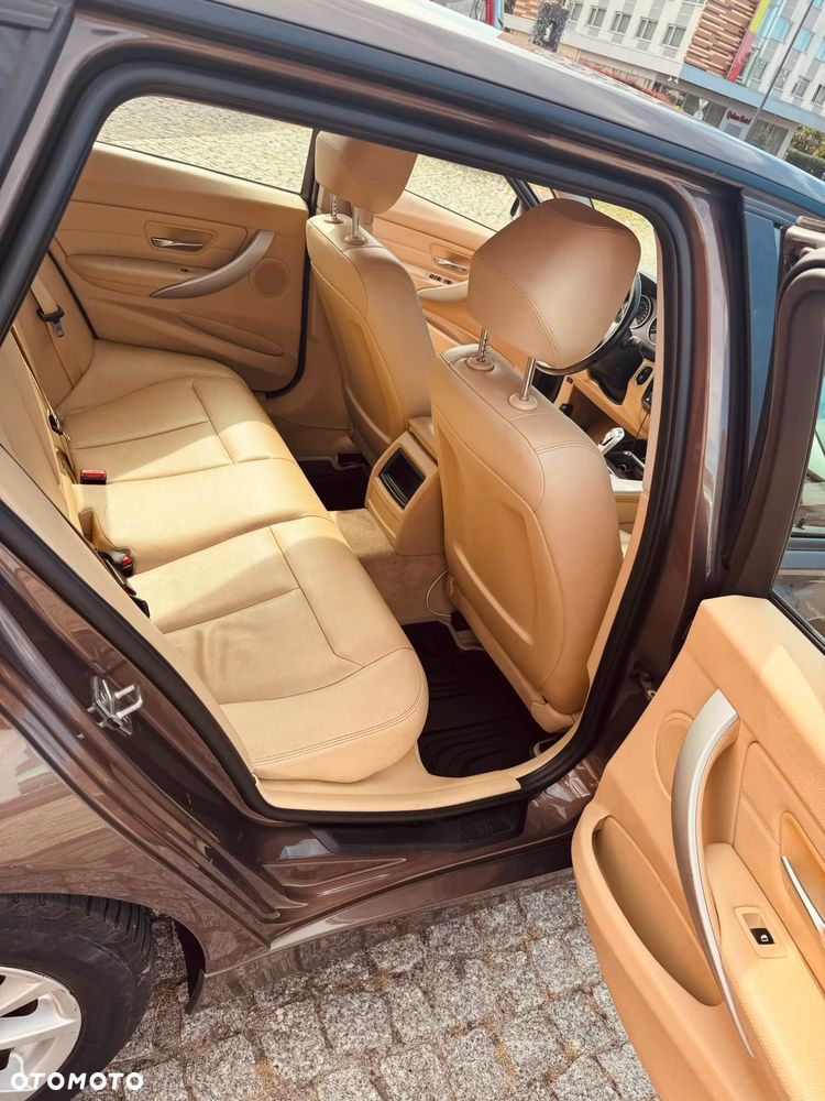 BMW Seria 3 318d - 11