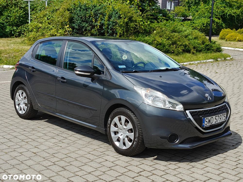 Peugeot 208 82 VTI Allure - 14
