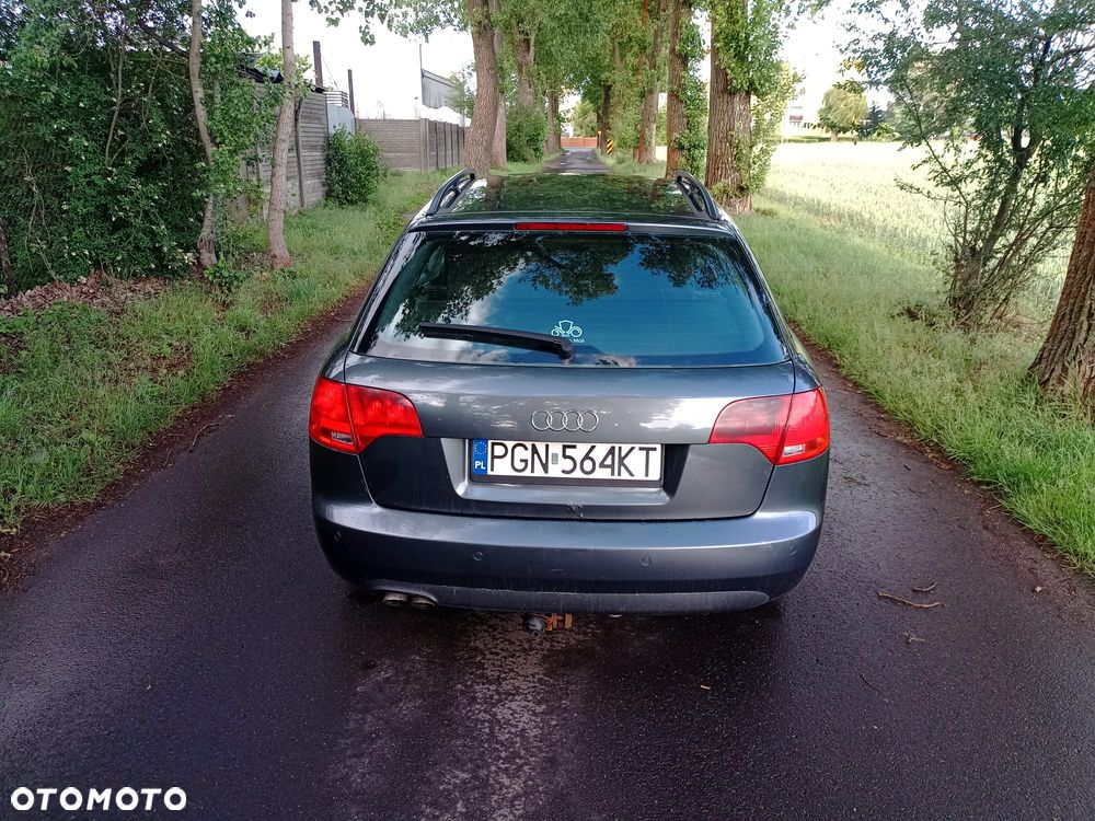 Audi A4 Avant 2.0 TDI - 8
