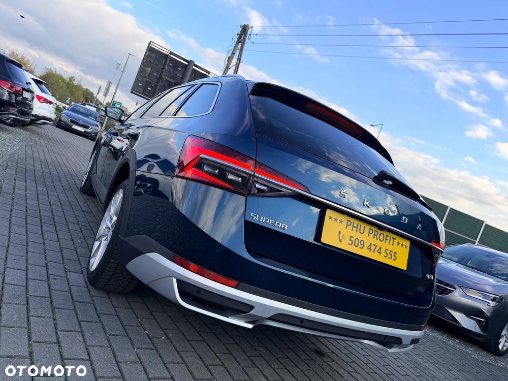 Skoda Superb 2.0 TDI SCR 4x4 Scout DSG - 9