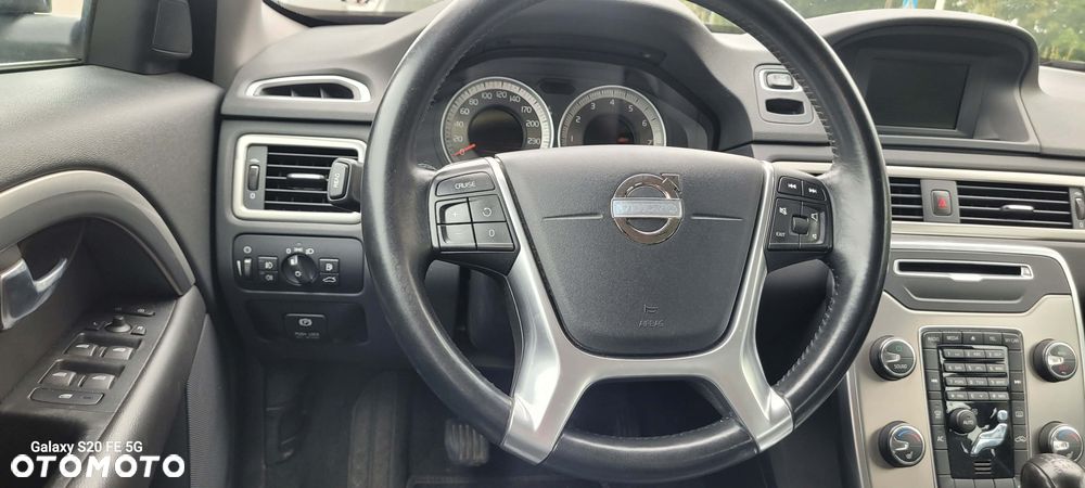 Volvo V70 2.5T Summum - 11