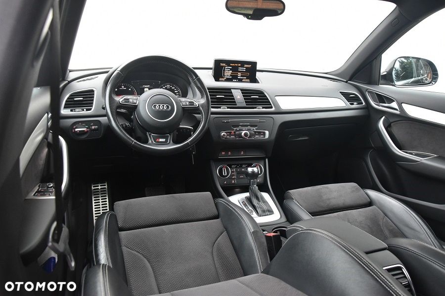 Audi Q3 2.0 TDI Quattro Design S tronic - 18