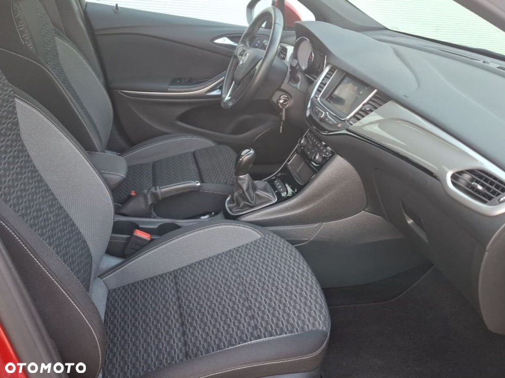Opel Astra 1.2 T GS Line S&S - 21
