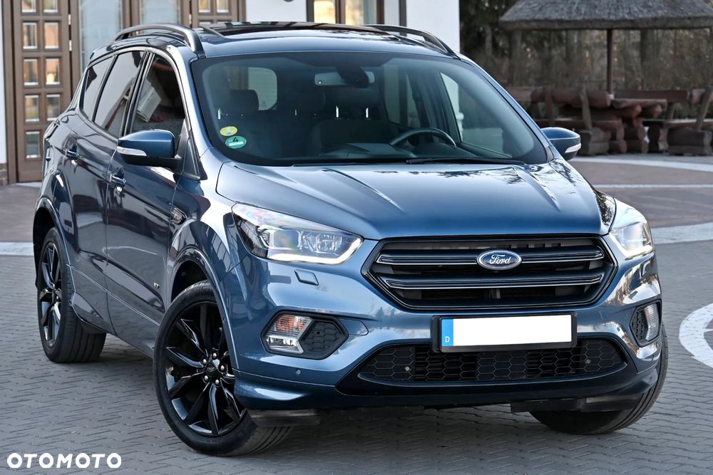 Ford Kuga 2.0 TDCi AWD ST-Line - 4