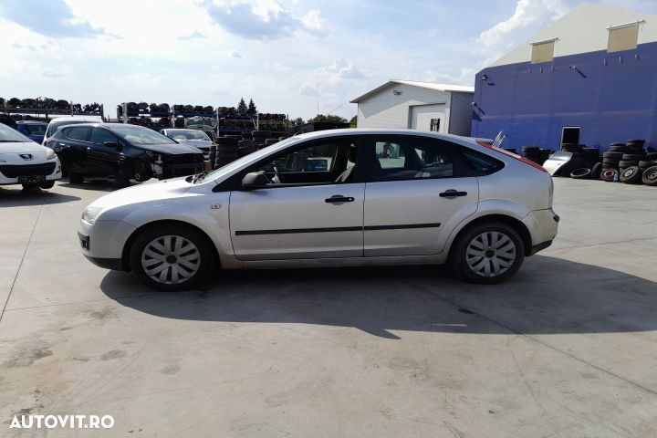 Dezmembrez Ford Focus 2 [2004 - 2008] Hatchback 5-usi 1.8 TDCi MT (11 - 2