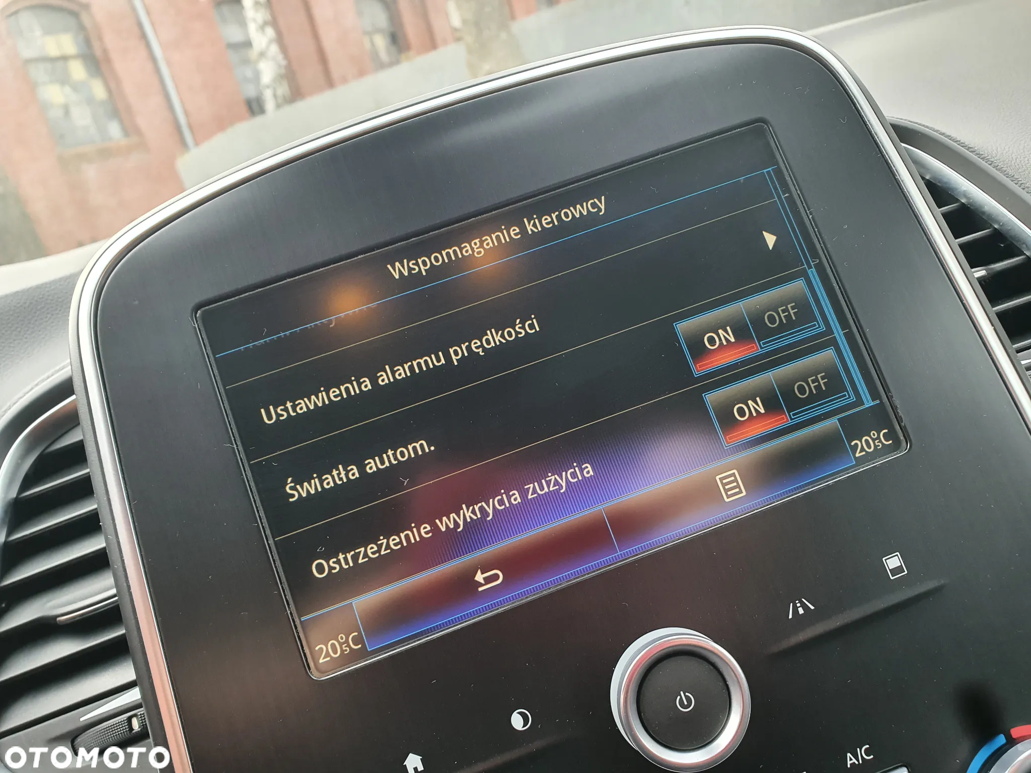 Renault Scenic ENERGY dCi 110 LIMITED - 19