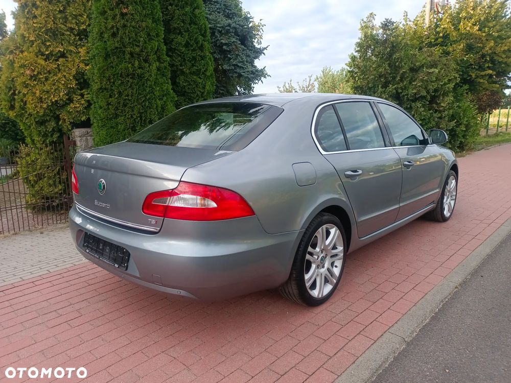 Skoda Superb 1.8 TSI Exclusive - 3