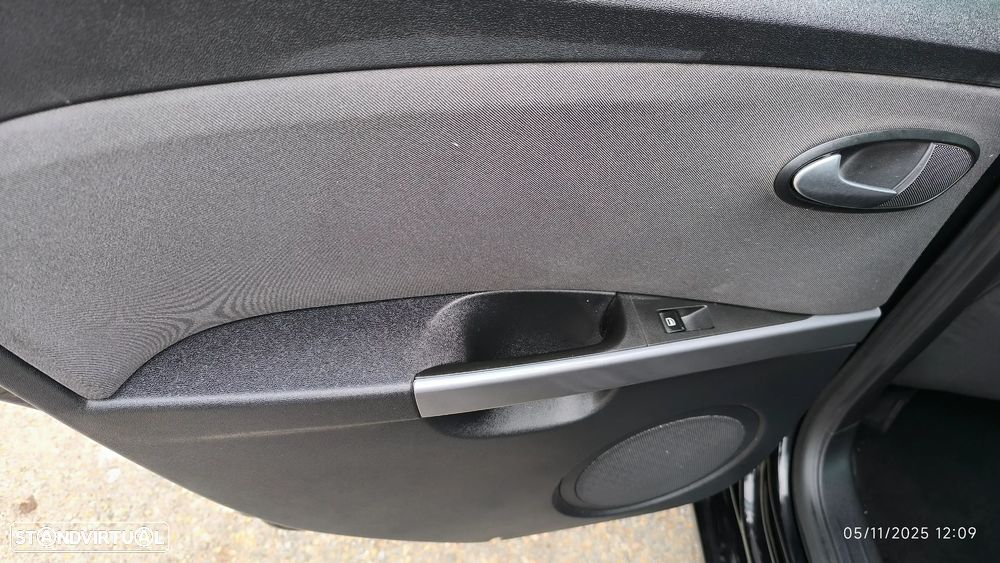 SEAT Leon 1.6 TDI Ecomotive Copa Plus - 40