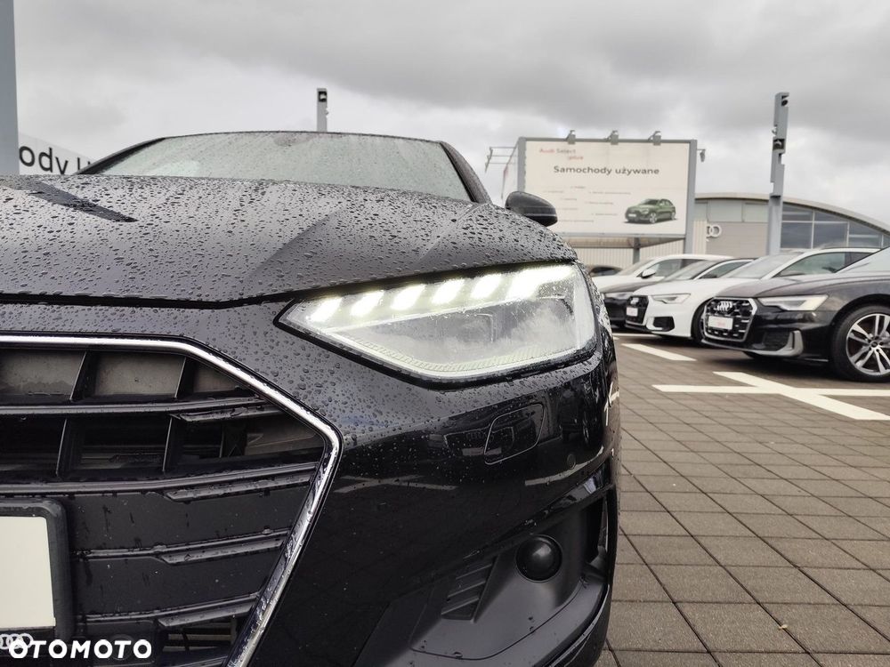 Audi A4 Limousine - 10