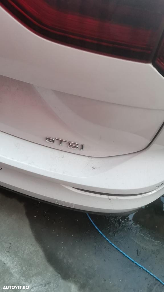 Dezmembram volkswagen golf 8 1.5 tsi mildhybrid 1300 km 2022 - 11
