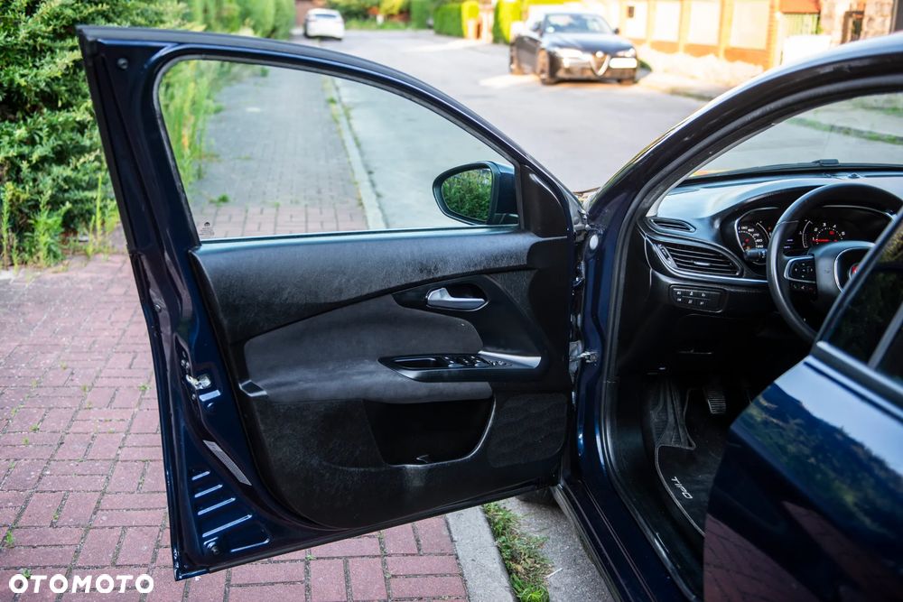 Fiat Tipo 1.4 T-Jet Business Line - 17