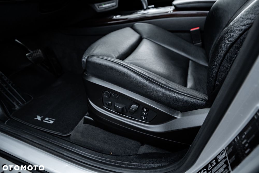 BMW X5 xDrive30d - 19