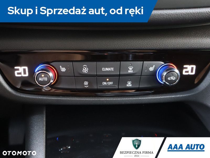 Opel Insignia - 15