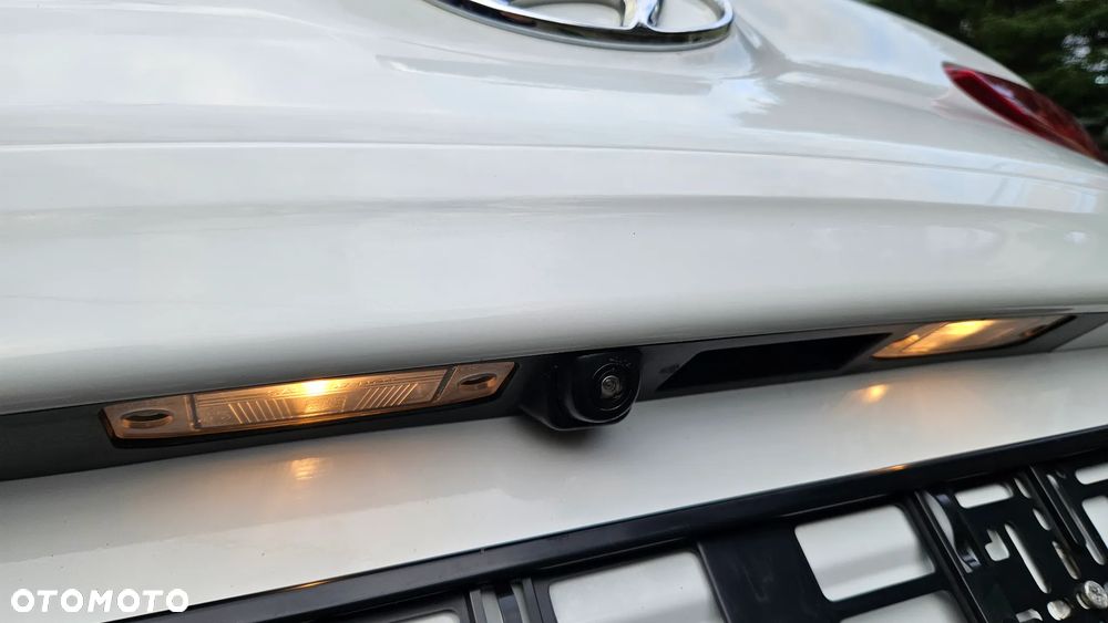 Hyundai Kona - 38