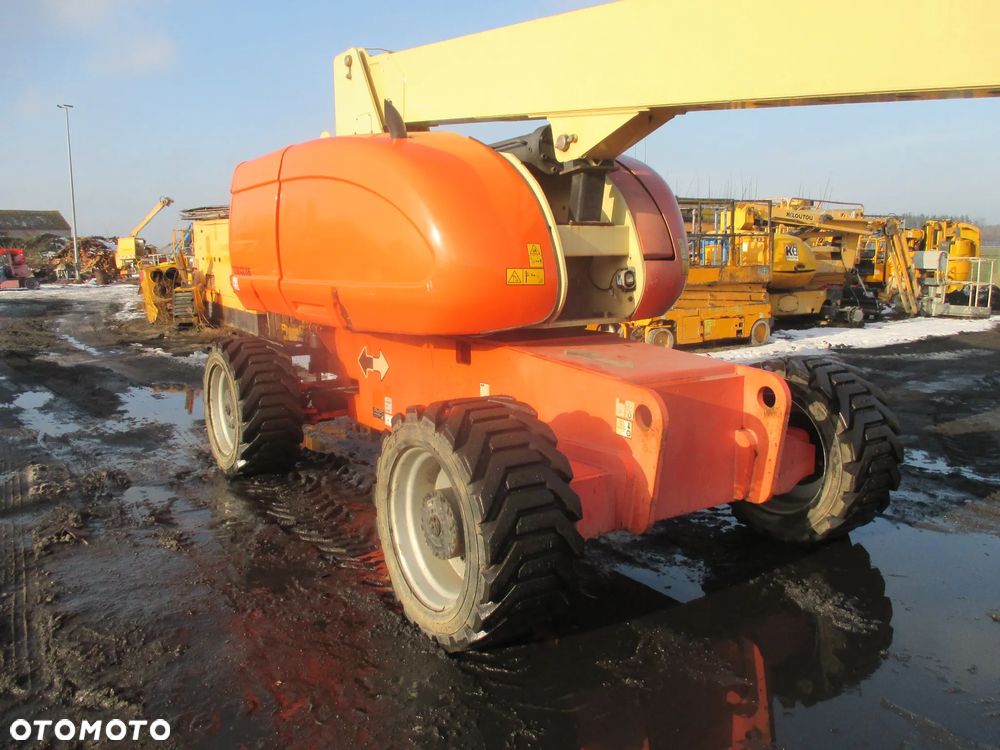JLG 860SJ - 13