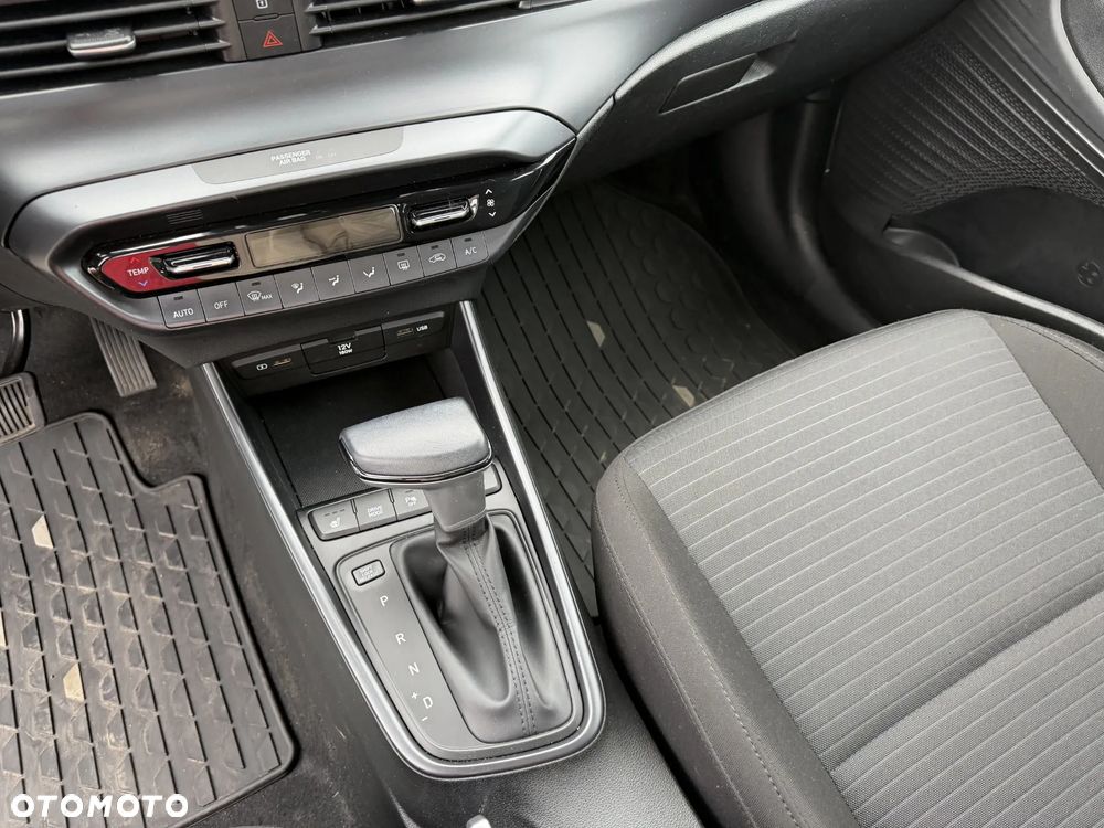 Hyundai i20 1.0 T-GDi Smart DCT - 18