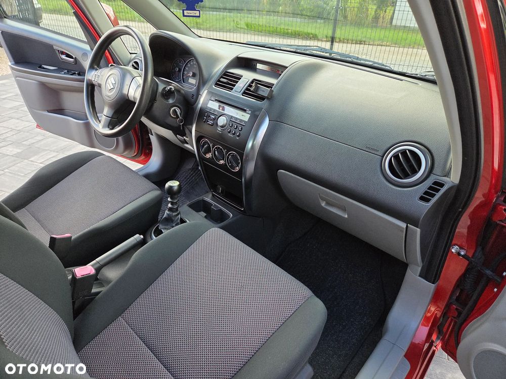 Suzuki SX4 1.9 DDiS DPF Streetline 4x2 Club - 21