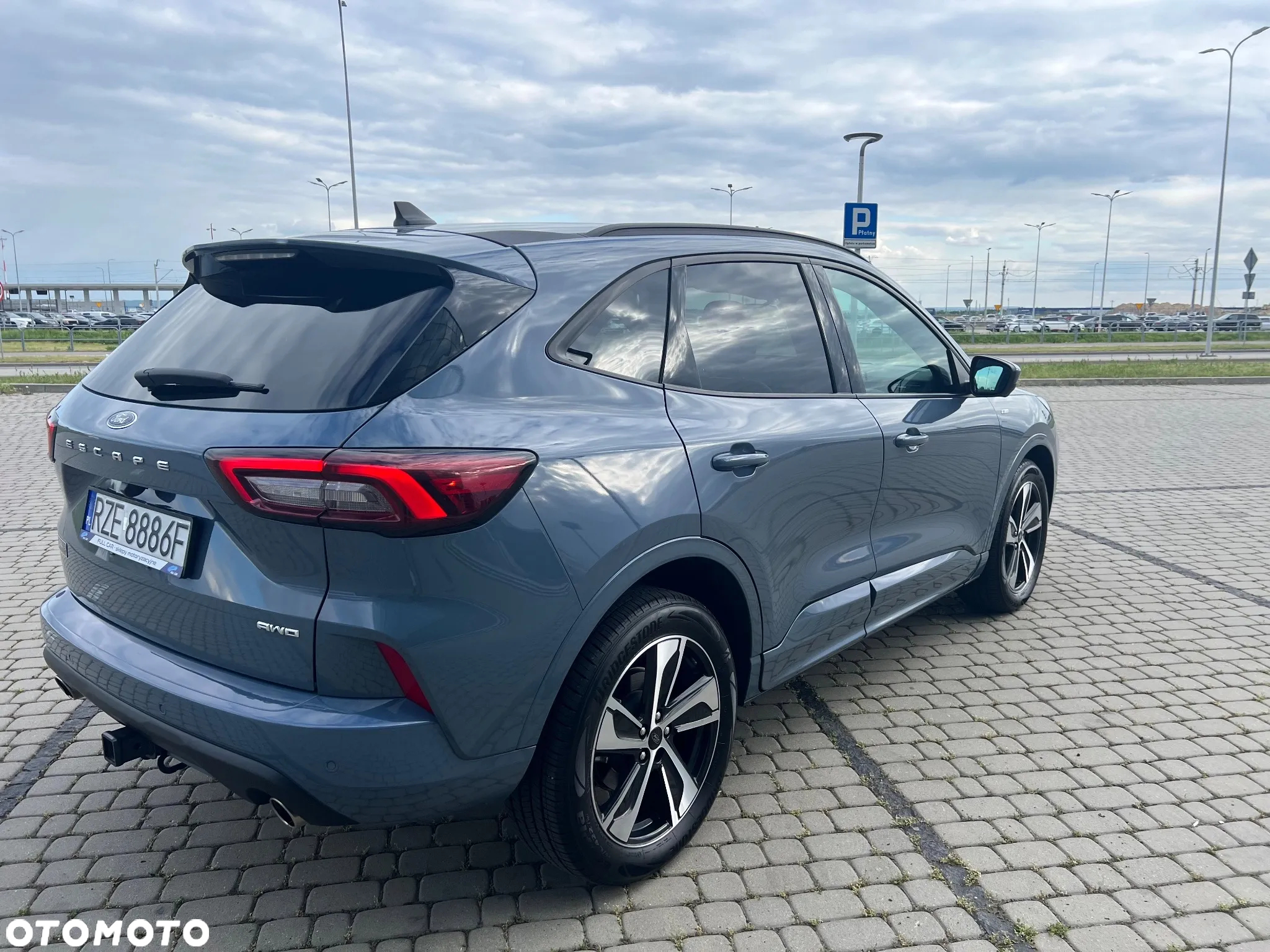 Ford Escape 2.0 EcoBoost AWD Titanium - 6