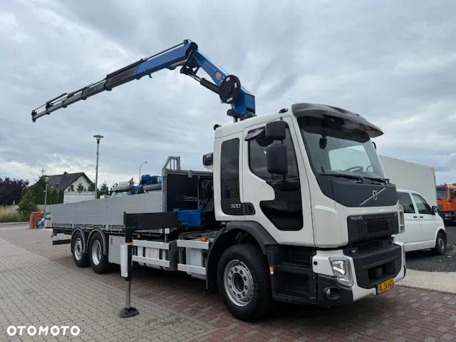 Volvo FE 320 6x2 HDS HMF 2120 Euro 6 - 1