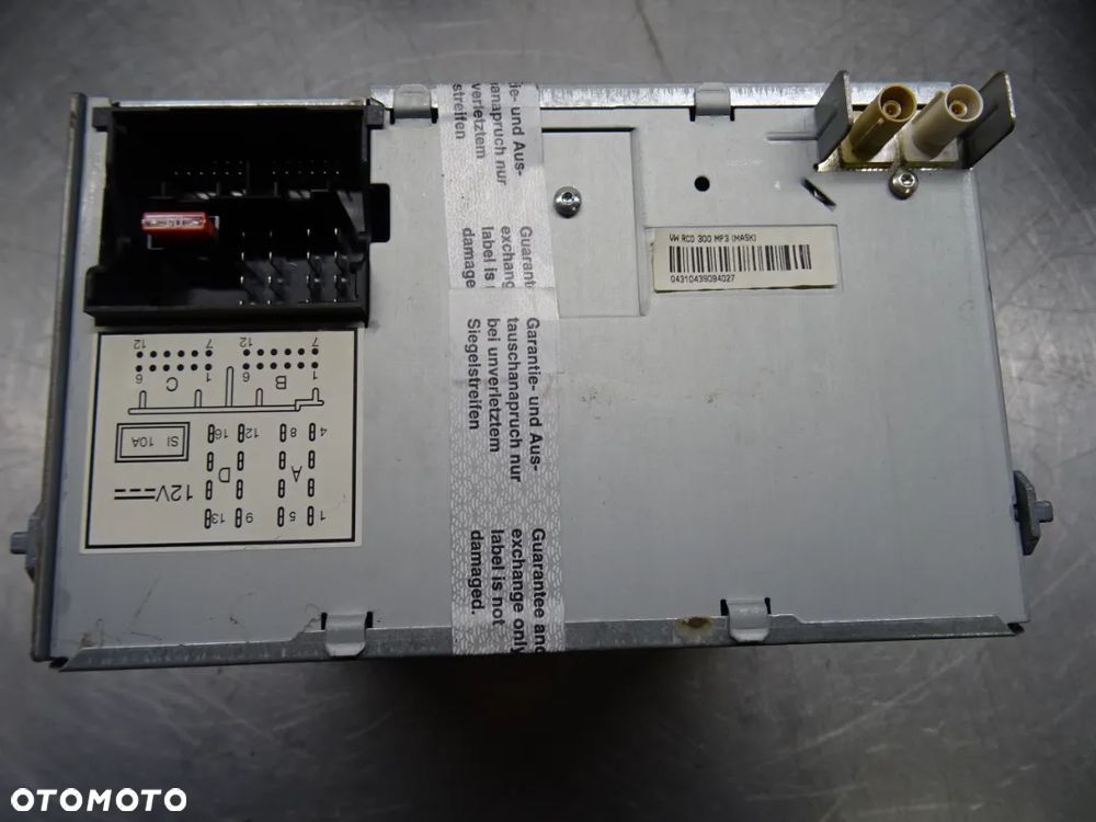 VW PASSAT B6 05-10 2.0 TDI RADIO 1K0035186AD - 4