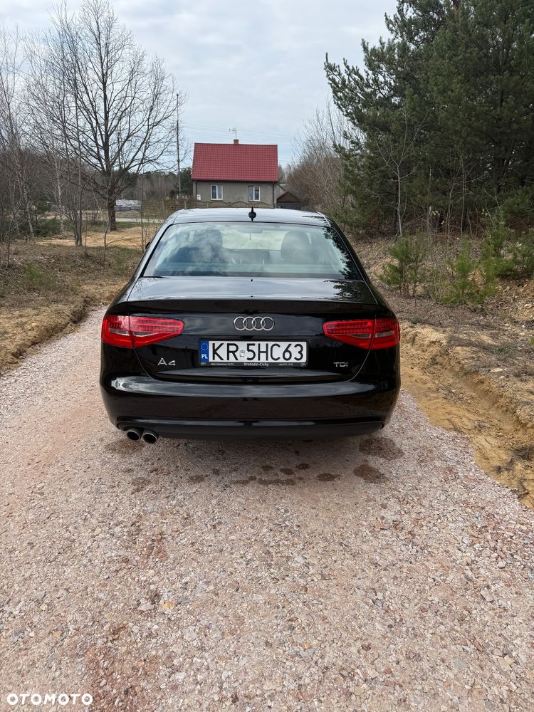 Audi A4 Limousine 2.0 TDI - 5