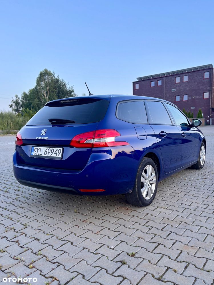 Peugeot 308 1.2 PureTech GPF Allure S&S - 4