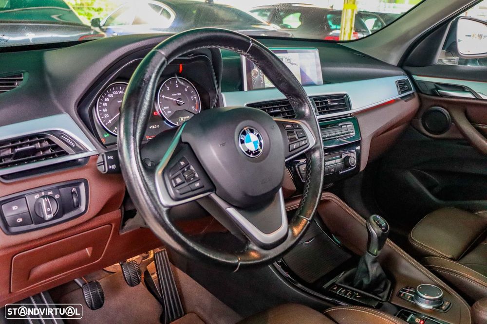 BMW X1 16 d sDrive Line Sport - 10