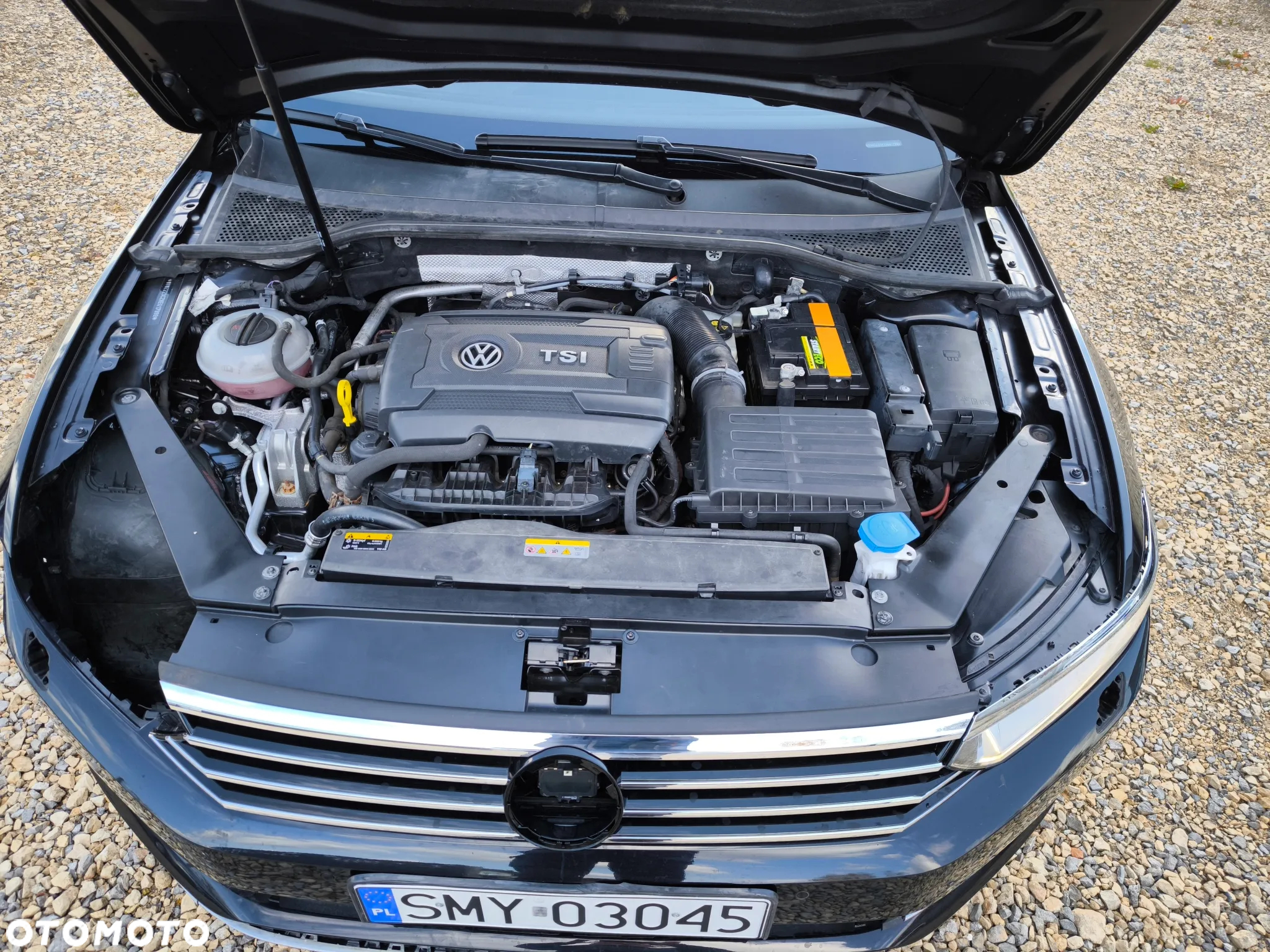 Volkswagen Passat 1.8 TSI BMT Highline - 17