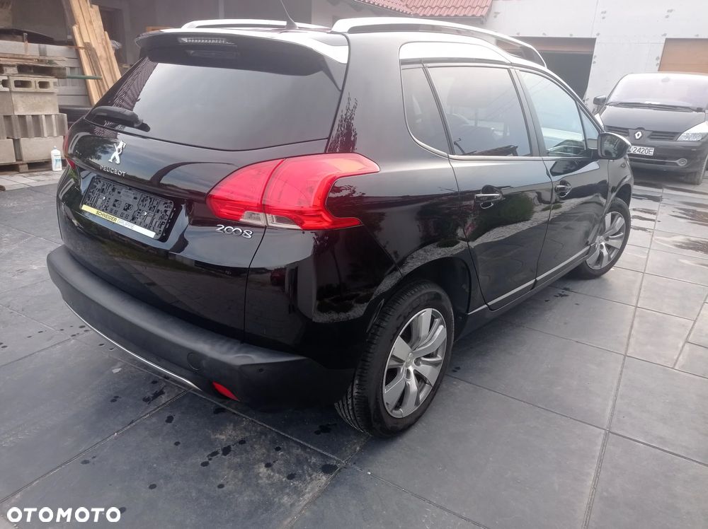 Peugeot 2008 PureTech 82 Style - 9