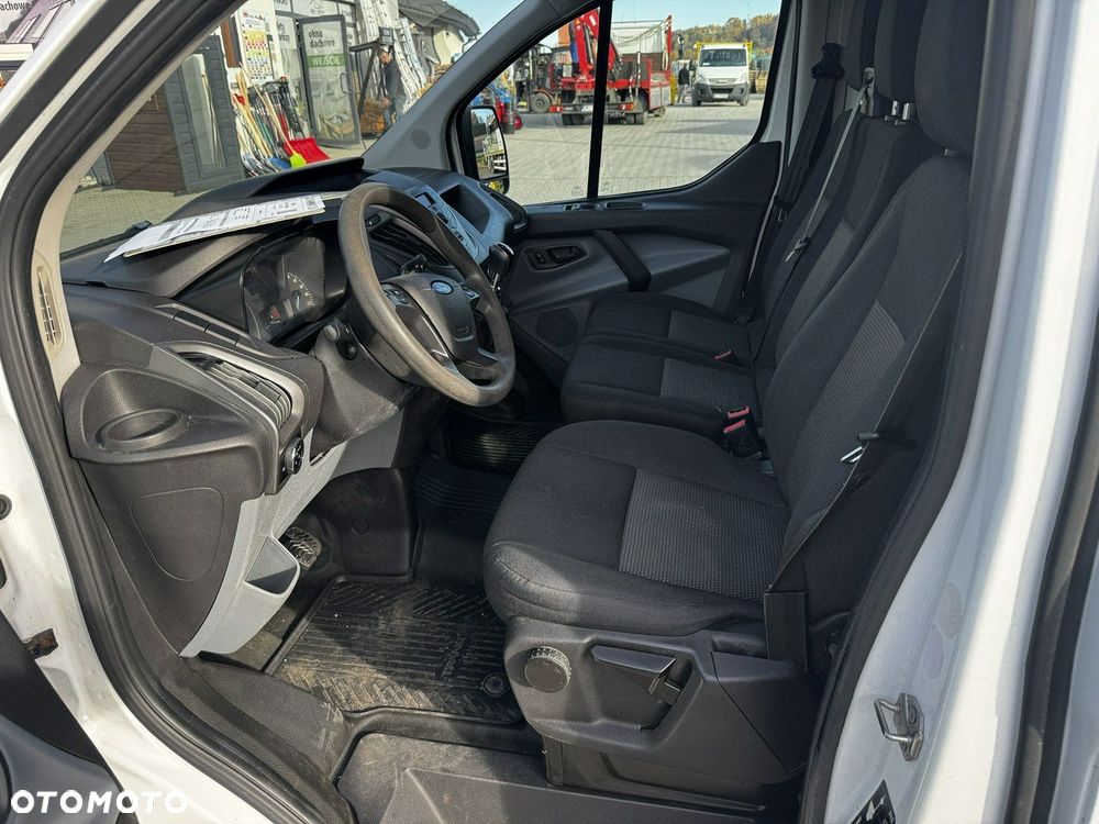 Ford Transit Custom - 9