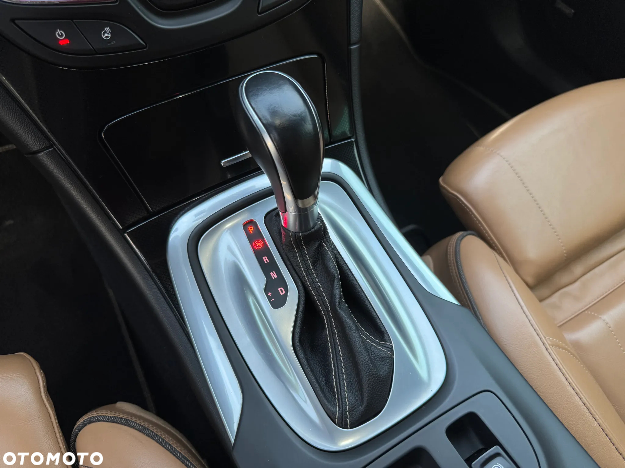 Opel Insignia - 21