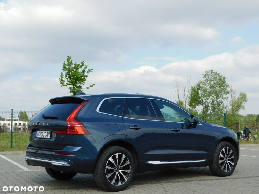Volvo XC 60 B4 D Plus Bright - 34