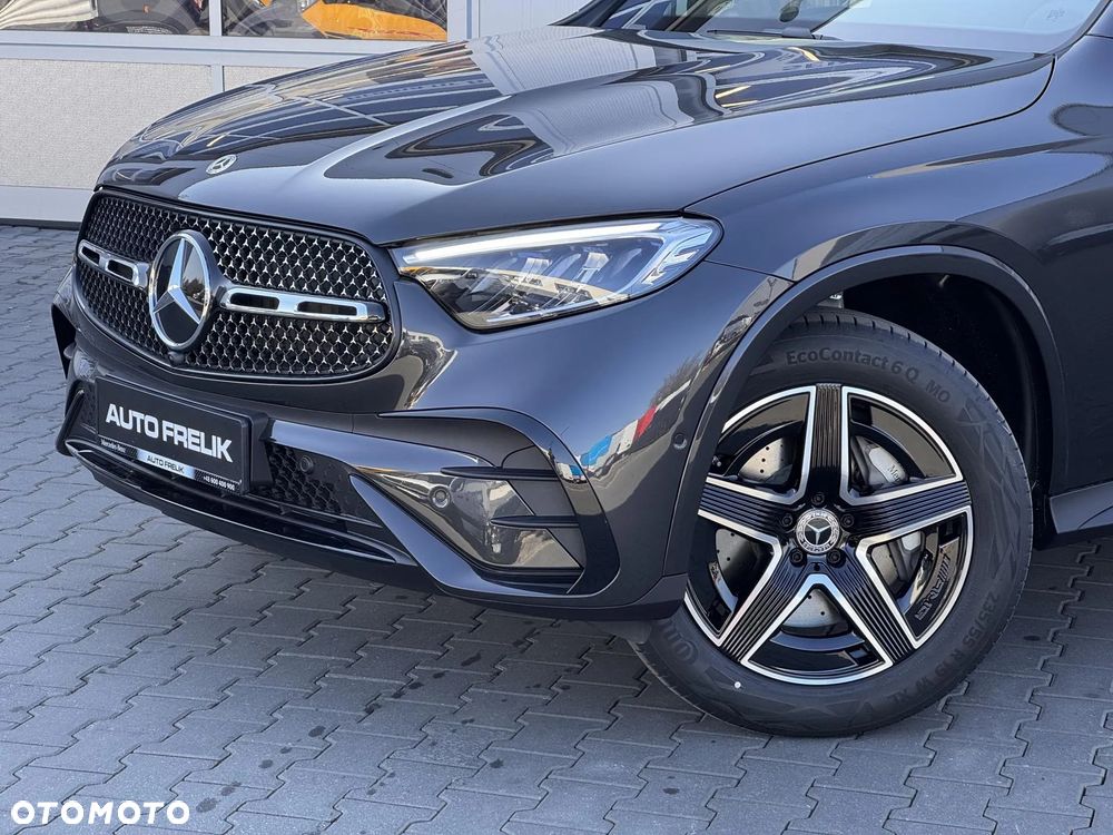 Mercedes-Benz GLC 200 4Matic 9G-TRONIC AMG Line Advanced - 4