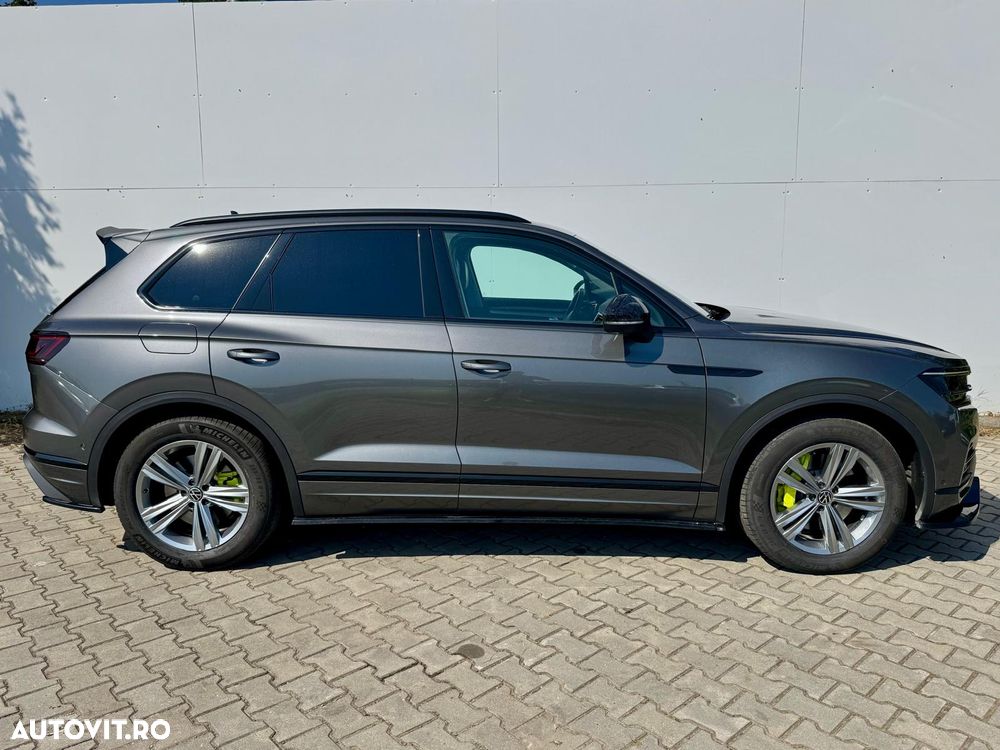 Volkswagen Touareg - 12