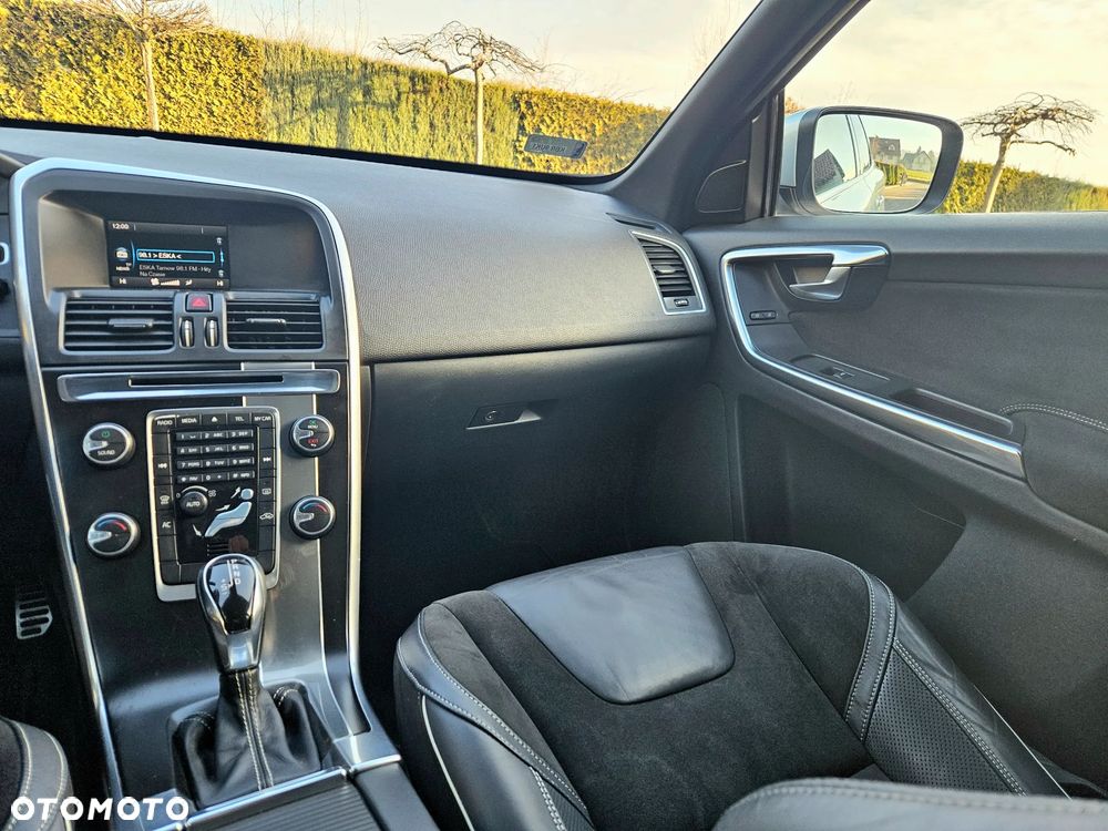 Volvo XC 60 D3 Geartronic RDesign - 22