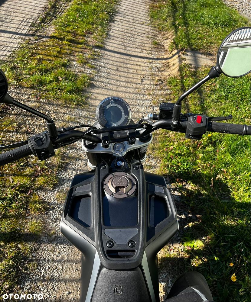 Husqvarna Svartpilen - 5