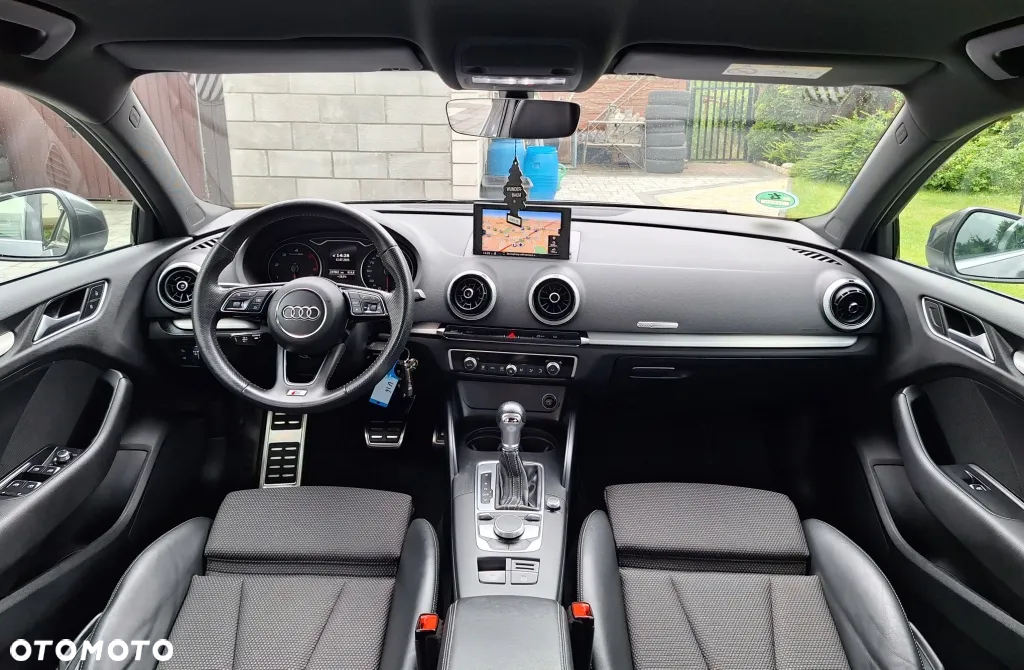 Audi A3 1.6 TDI Sport S tronic - 12