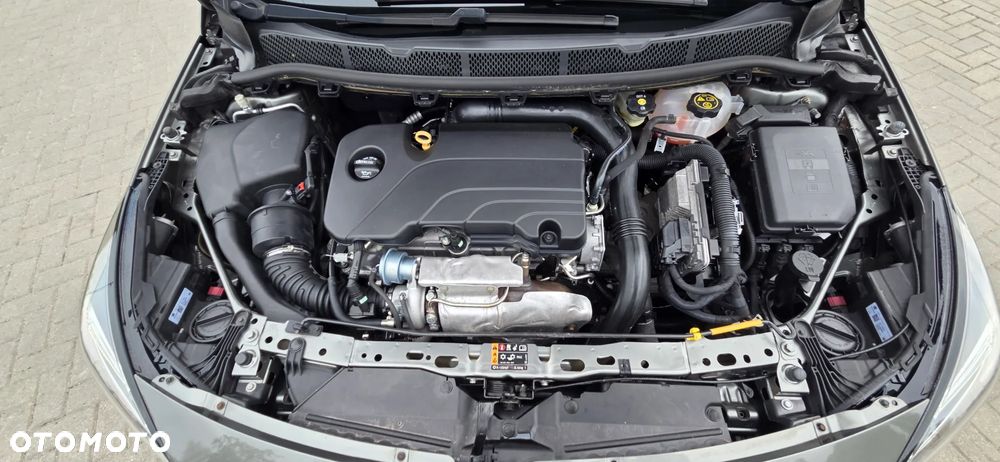 Opel Astra 1.4 Turbo Innovation - 33