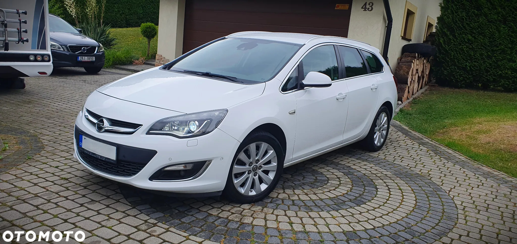 Opel Astra 2.0 CDTI Exklusiv - 22