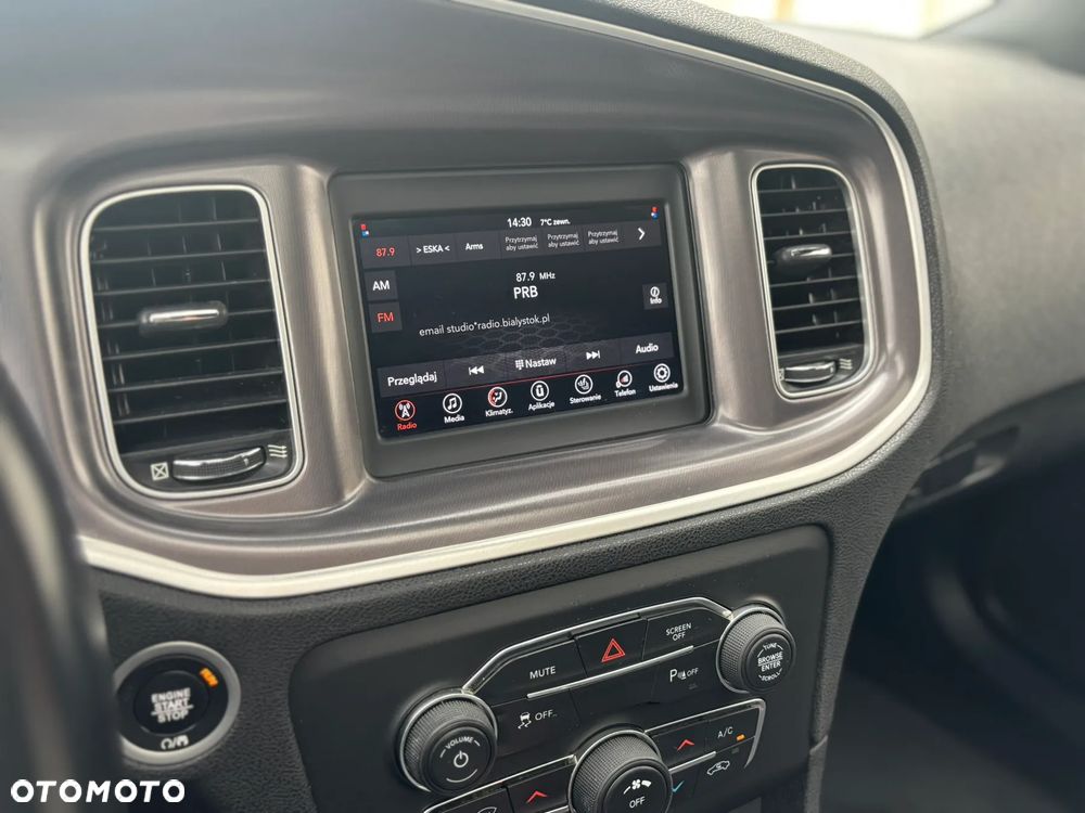 Dodge Charger 3.6 GT - 10