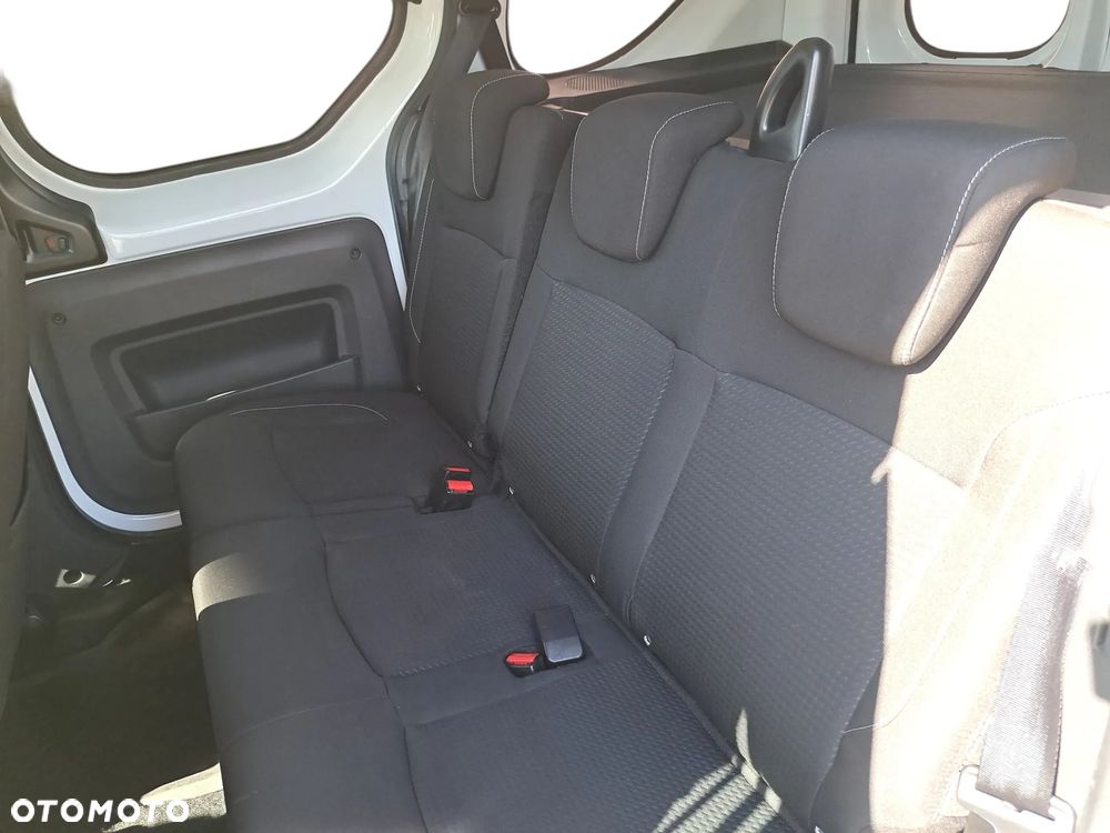 Dacia Dokker 1.5 Blue dCi Laureate - 23