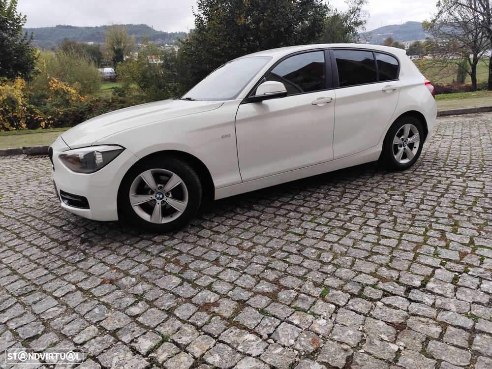 BMW 116 d EDynamics Line Sport - 2