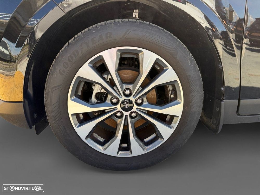 Ford Tourneo Courier 1.0 EcoBoost Titanium DCT — fotografia 14