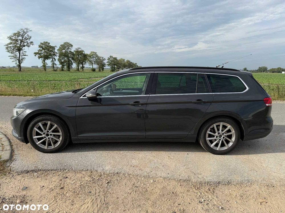 Volkswagen Passat - 3