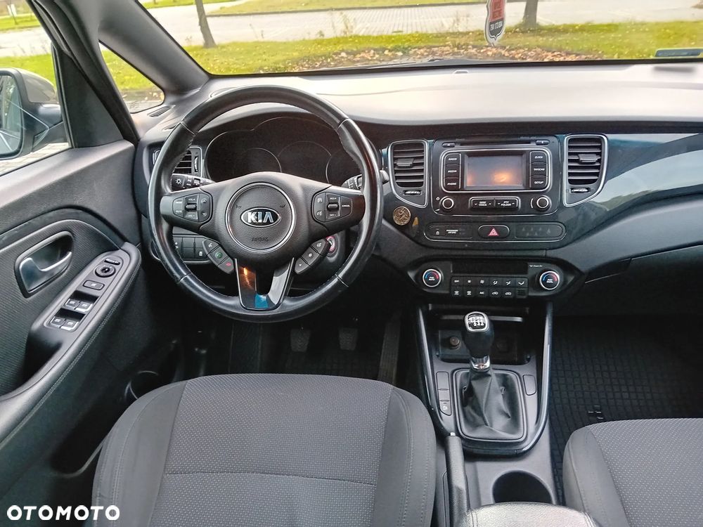 Kia Carens 1.6 GDI L 7os - 39