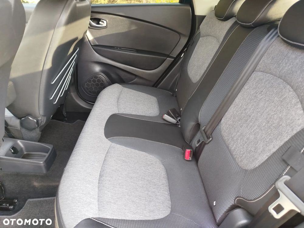 Renault Captur - 19