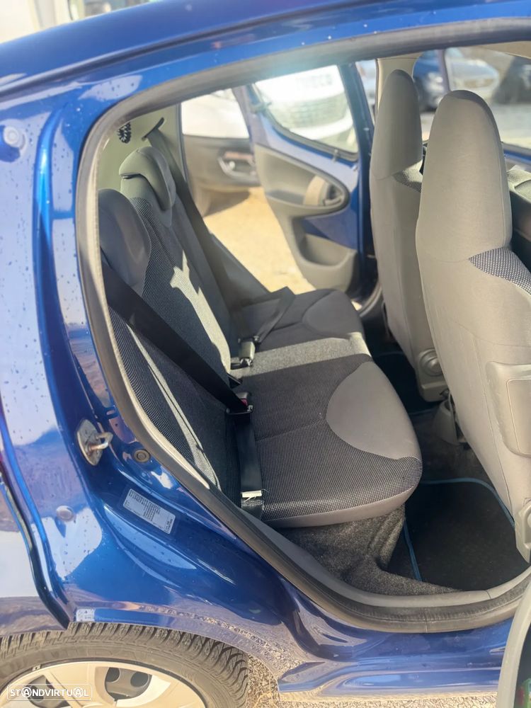 Peugeot 107 70 Filou - 24