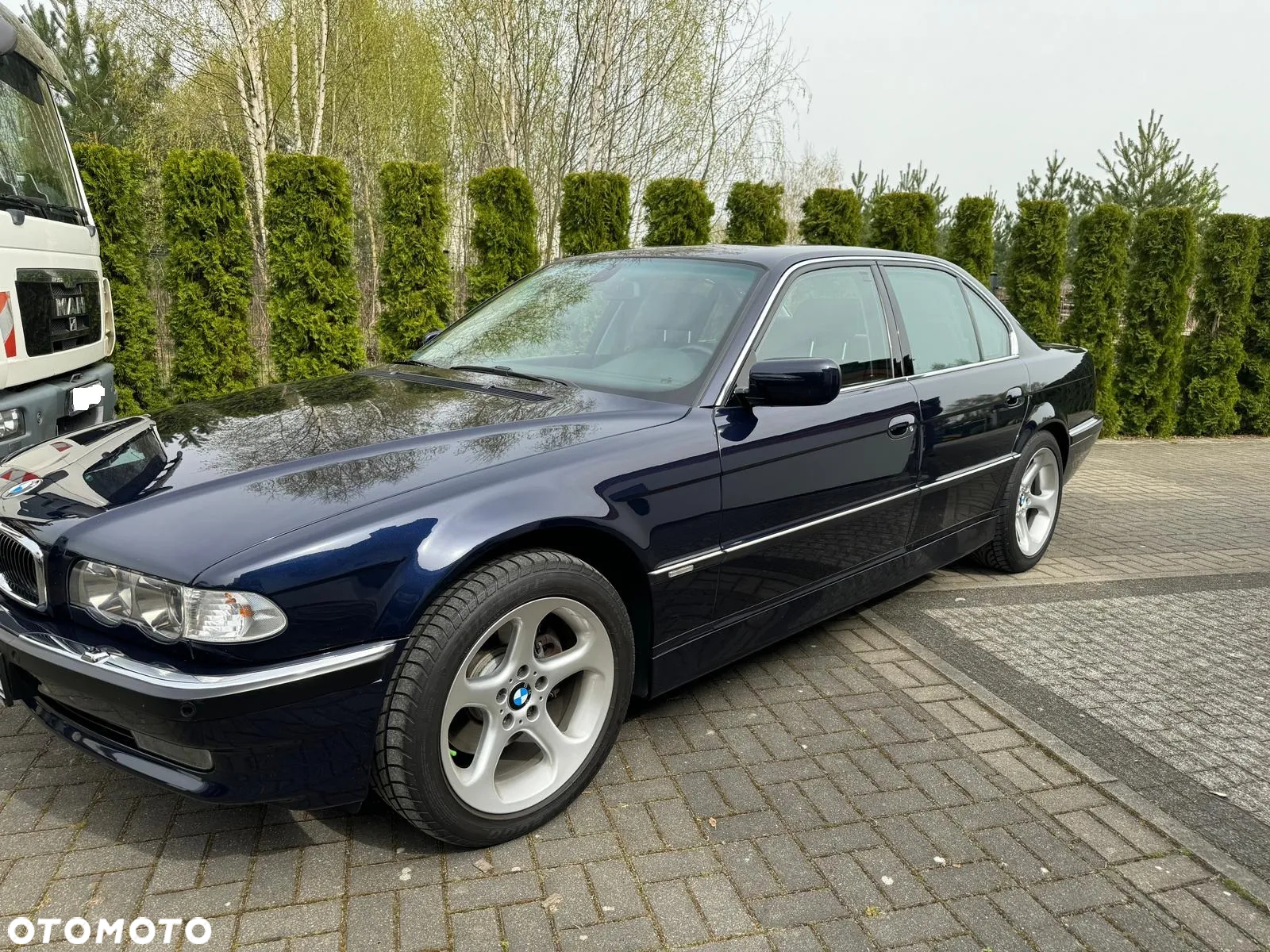 BMW Seria 7 750i - 13