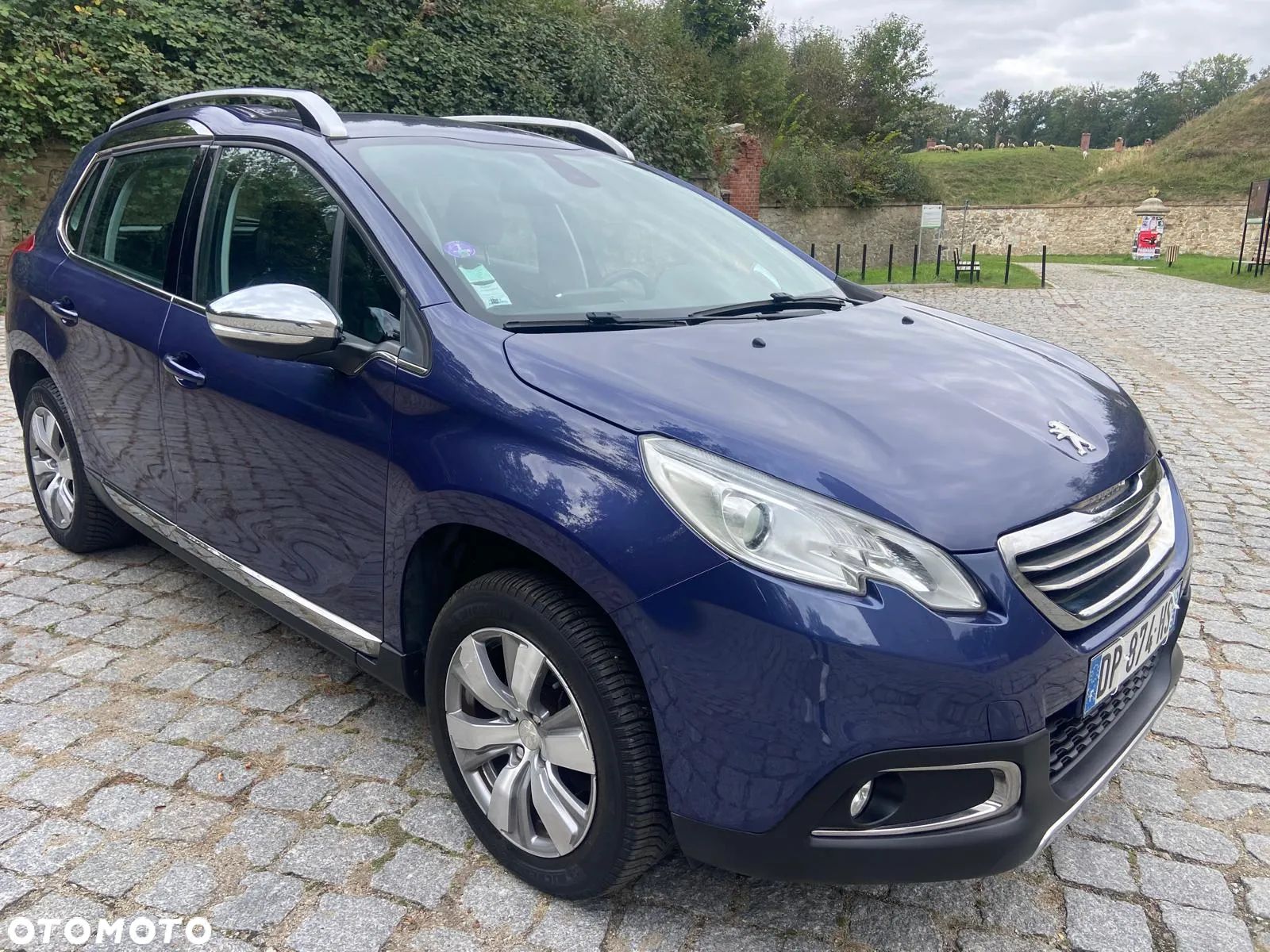 Peugeot 2008 1.2 Pure Tech Allure S&S - 1